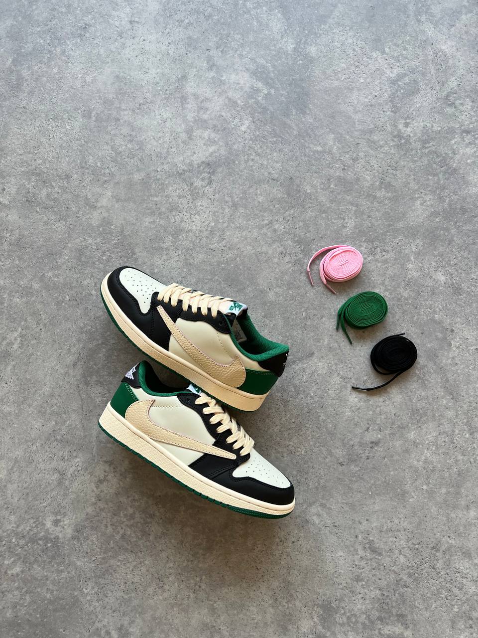 Travis Scott x Fragment x Air Jordan 1 Low Green